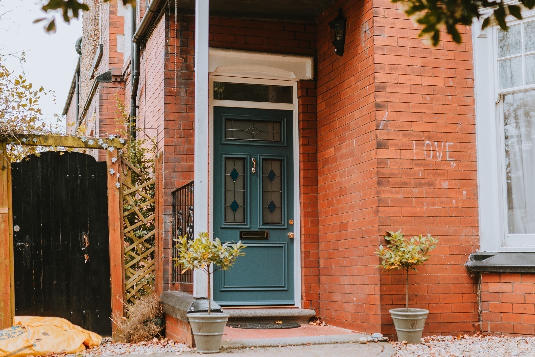 How much does a wooden front door cost? » ERW